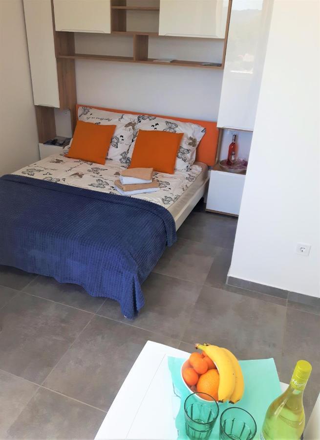 Apartmani Dalmacjia Гребастика Экстерьер фото