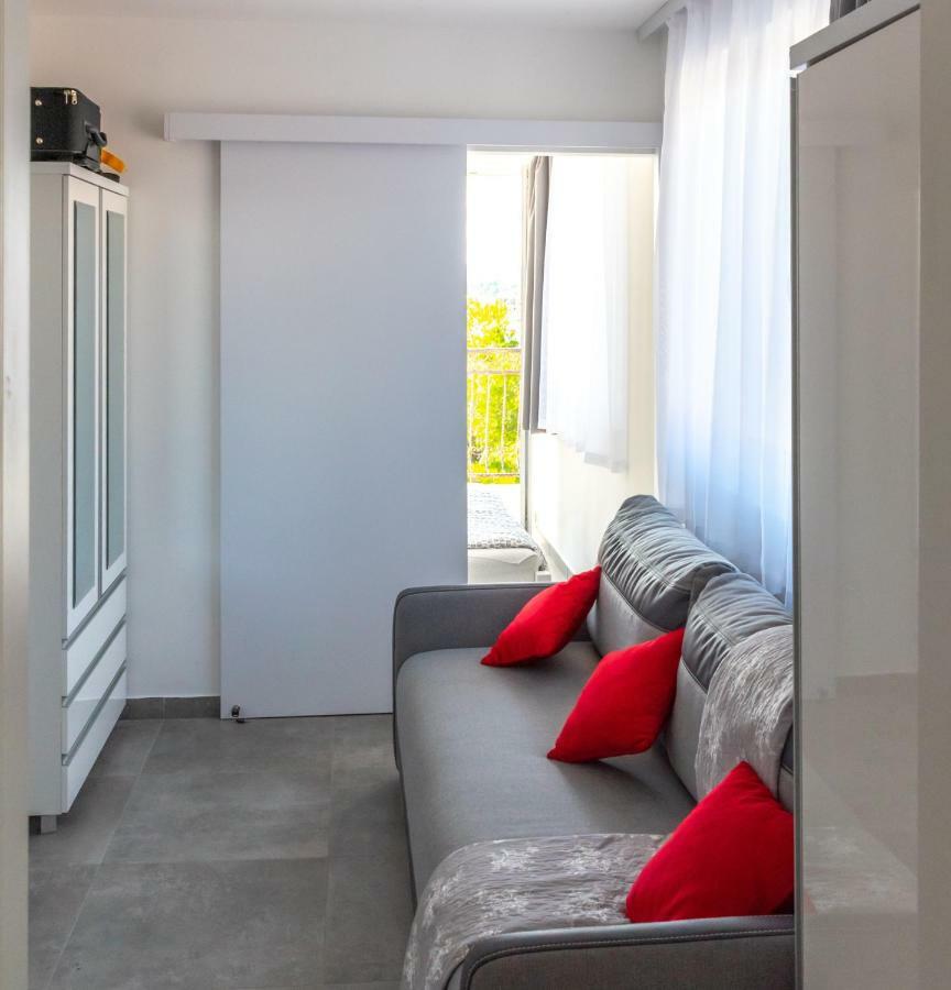 Apartmani Dalmacjia Гребастика Экстерьер фото